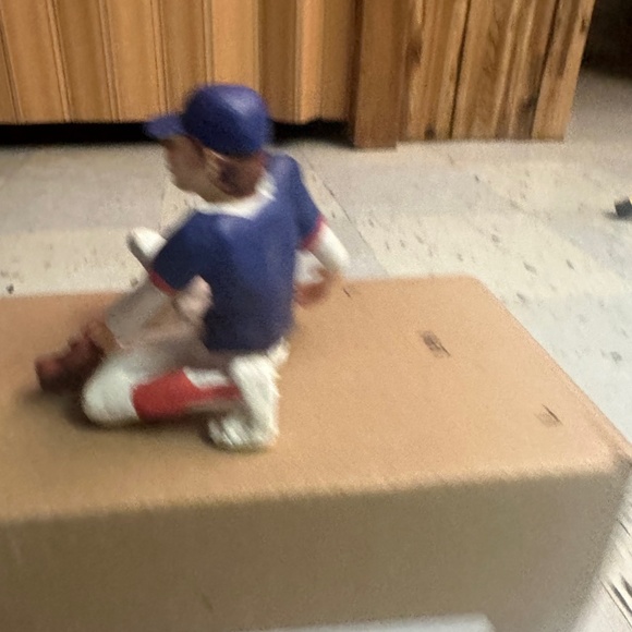 Sliding Baseball Figurine - Picture 4 of 6